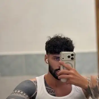 Accompagnatore gigolo Ryan Bale