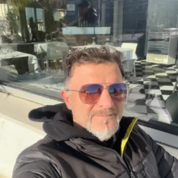 Accompagnatore gigolo Eros