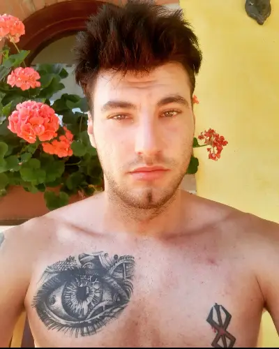 Accompagnatore gigolo Eddi