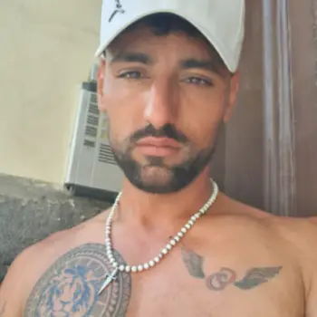 Accompagnatore gigolo Gio91