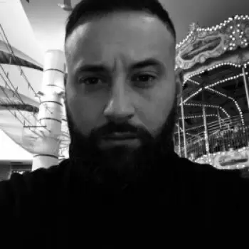 Accompagnatore gigolo Cosimo82