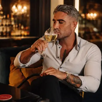 Accompagnatore gigolo Luca