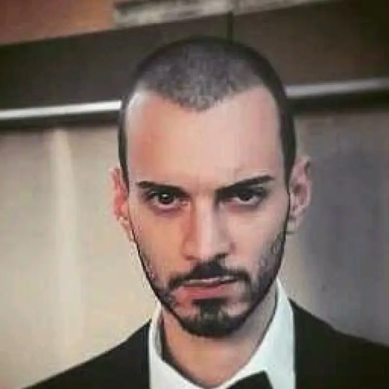 GIGOLO' PER DONNE DAI 18 ai 70 anni in Milano