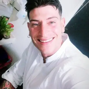Accompagnatore gigolo Emi91