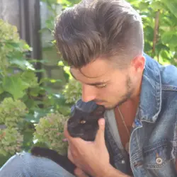 Accompagnatore gigolo Lucas