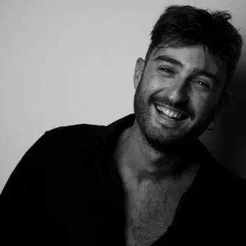 Accompagnatore gigolo Garofalo22