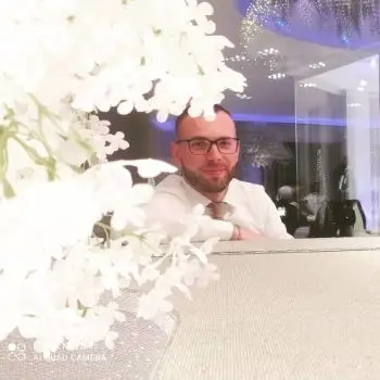 Accompagnatore gigolo Matrix