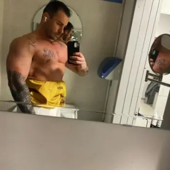 Accompagnatore gigolo Redfury88