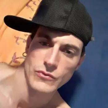 Accompagnatore gigolo Leon21