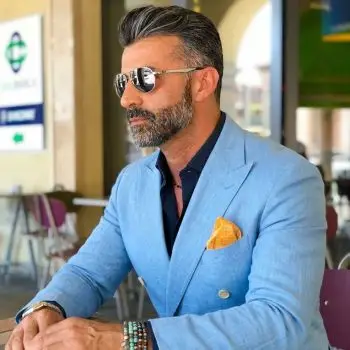 Accompagnatore gigolo Roy