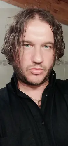 Accompagnatore gigolo Bleueyes