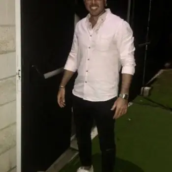 Accompagnatore gigolo Sim00n3r