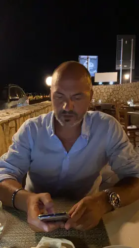 Accompagnatore gigolo Lasting