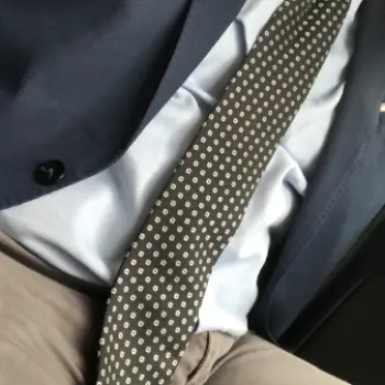 Accompagnatore gigolo Alessandro23