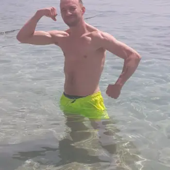 Accompagnatore gigolo Vittorio