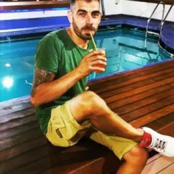 Accompagnatore gigolo Miki