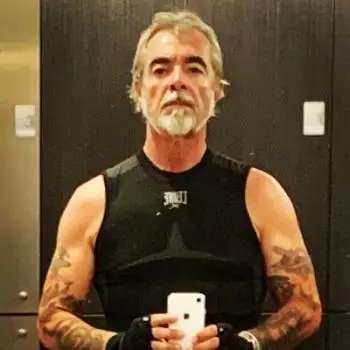 Accompagnatore gigolo France