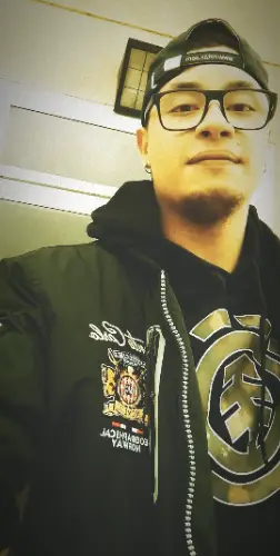 Accompagnatore gigolo Graziano94