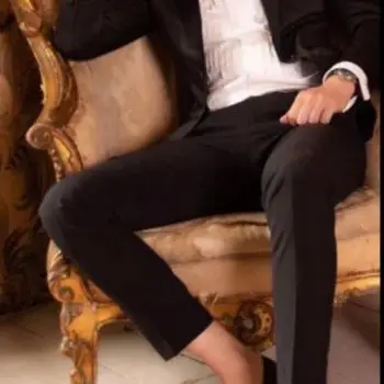 Accompagnatore gigolo Alessandro Nicholas