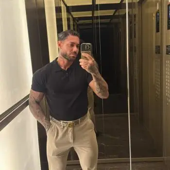 Accompagnatore gigolo Ricky