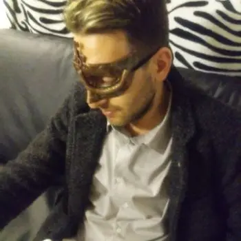 Accompagnatore gigolo Ivanrand