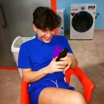 Accompagnatore gigolo Joseph