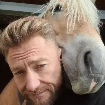 Accompagnatore gigolo Manni