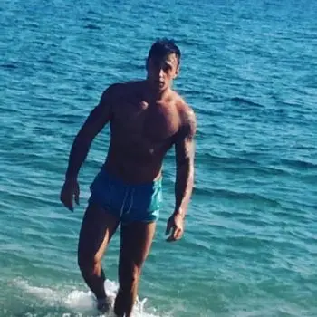 Accompagnatore gigolo Arvin