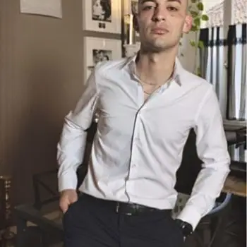 Accompagnatore gigolo Lalo