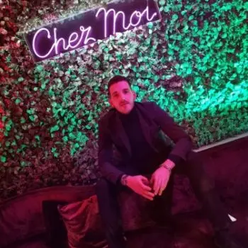 Accompagnatore gigolo Philipstoy