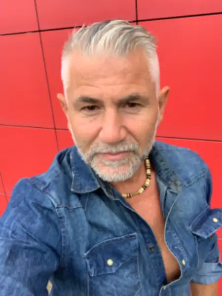 Accompagnatore gigolo Leonardi
