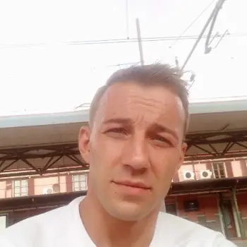 Accompagnatore gigolo Vittorio