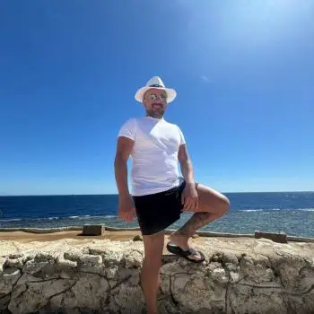 Accompagnatore gigolo Salvo