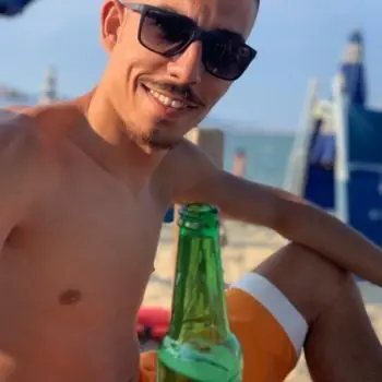 Accompagnatore gigolo Giovanni