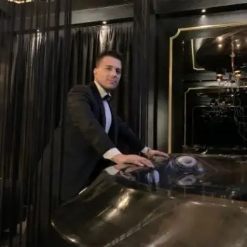 Accompagnatore gigolo Martin