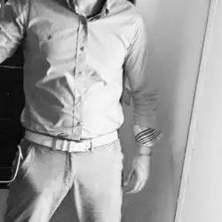 Accompagnatore gigolo Willy