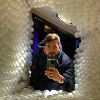 Accompagnatore gigolo Summer