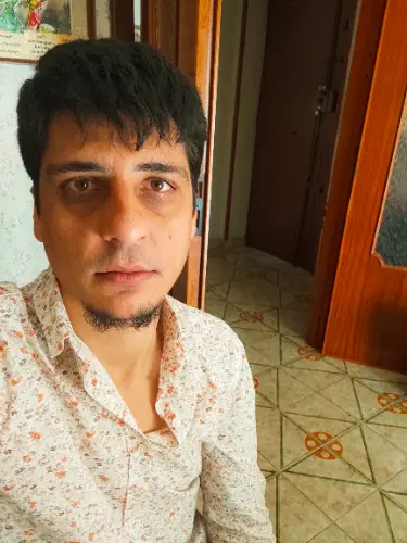 Accompagnatore gigolo Nikito