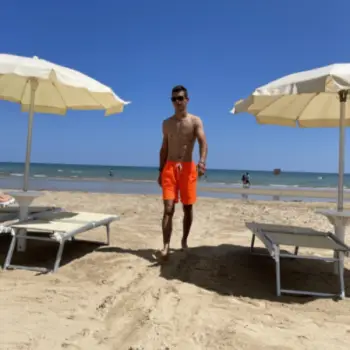 Accompagnatore gigolo Itan