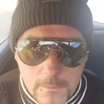 Accompagnatore gigolo Mirco1984