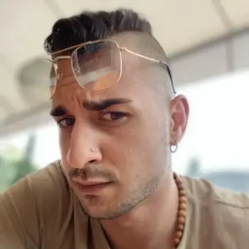 Accompagnatore gigolo Cirolui