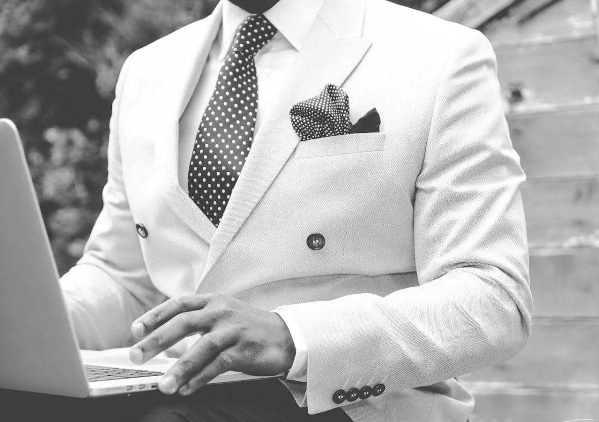 Gigolo Accompagnatore Counselor italiano