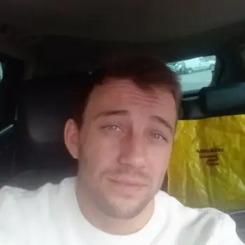 Accompagnatore gigolo Vittorio