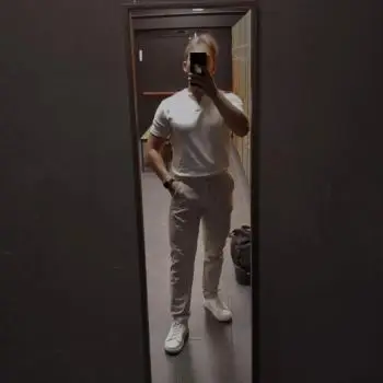 Accompagnatore gigolo Alessio