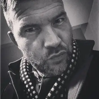 Accompagnatore gigolo Roger Villa