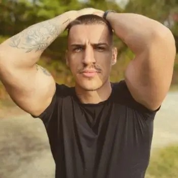 Accompagnatore gigolo Diego