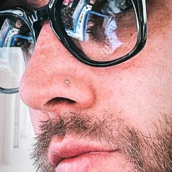 Accompagnatore gigolo Davide