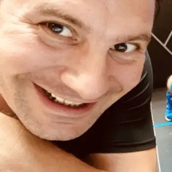 Accompagnatore gigolo Dylan