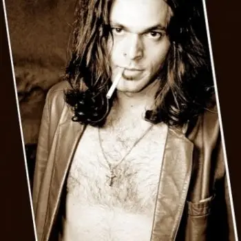 Accompagnatore gigolo James