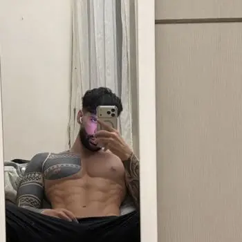 Accompagnatore gigolo Ryan Bale